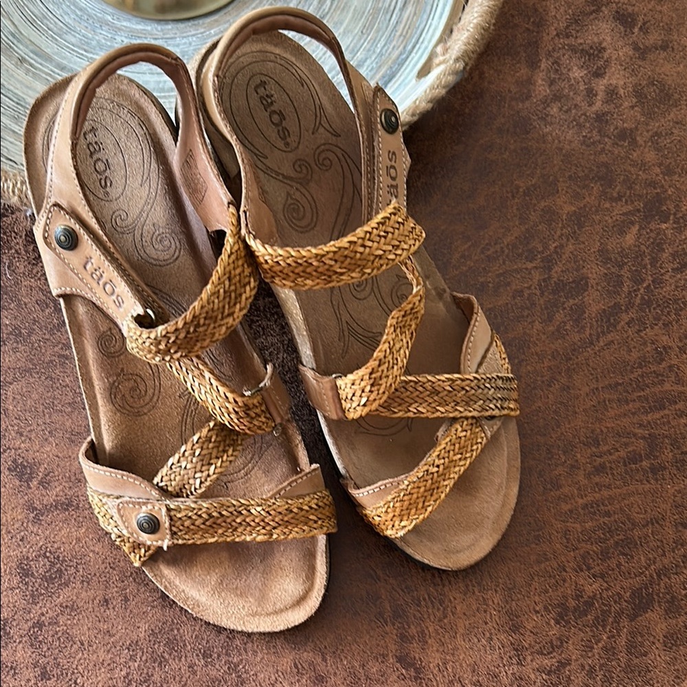 Taos Footwear Brown Sandals with Cushioned Sole